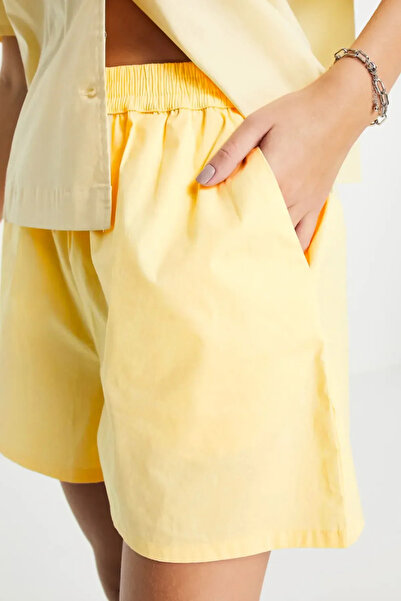 The Champ Clothing Women's Comfortable Fit Elastic Waist Side Slit Summer Poplin Sports Shorts – Yellow, with Pockets, Cotton