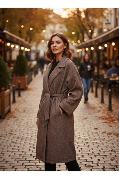 Ceylen Kușaklı Düz Kesim Kaşe Kaban