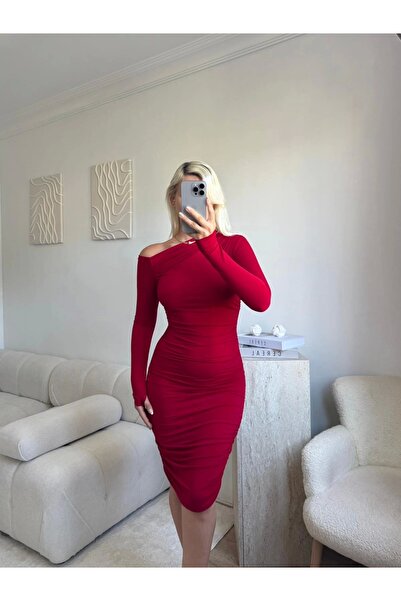 Zora Butik Kayık Yaka Parmak Geçmeli Elbise - KIRMIZI