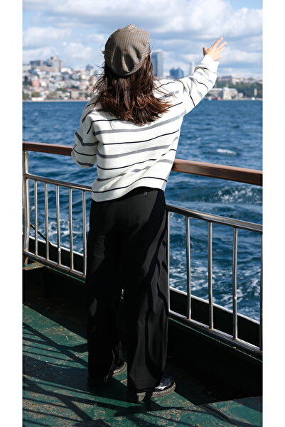 Butik Una fiaba Πλεκτό πουλόβερ με γιακά με τρία κουμπιά και ρίγες