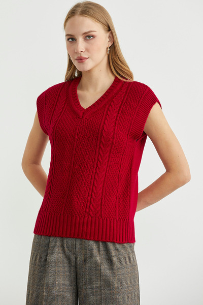 Sementa Wool V-Neck Knit Sweater - Red