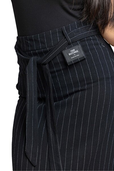 SUGA Elegance striped skirt