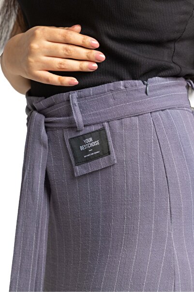 SUGA Elegance striped skirt