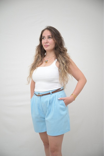LUNARE BUTİK MAVİ KETEN ŞEHİR BOY ŞORT