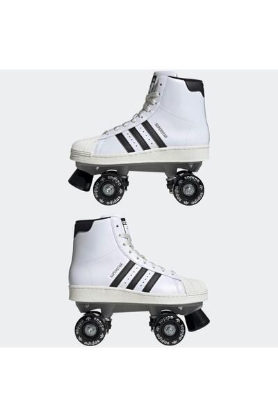 adidas Adidas Js4038 Adidas Js4038 Superstar 82 Skate W