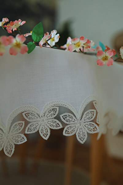 Yakacihome Leaf Laced 4-Piece American Tablecloth & Runner Gardenia Linen Washable Stain Resistant Premium Dowry Set