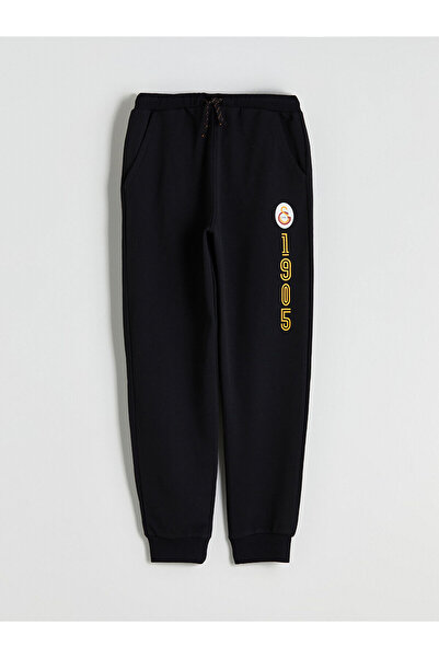 LC Waikiki LCW Kids Siyah Beli Lastikli Galatasaray Baskılı Erkek Çocuk Jogger Eşofman Alt