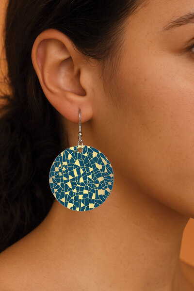 Cekuonline Women's Earrings Patterned Stylist Hooked 3.5X5Cm Round Transparent Earrings Gold Rocky