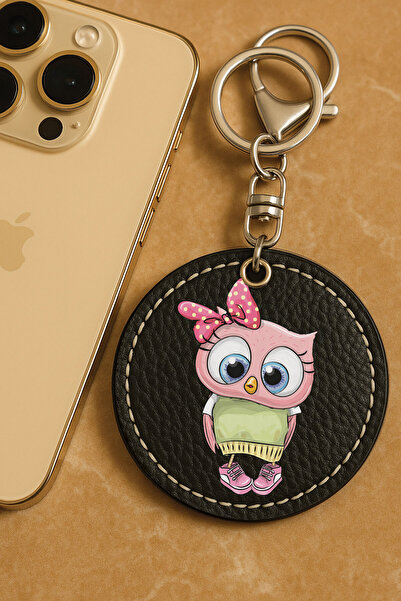 Cekuonline سلسلة مفاتيح معدنية مطبوعة بنمط جلد صناعي من الدرجة الأولى مقاس 6 × 6 سم باللون الأسود - بومة جميلة