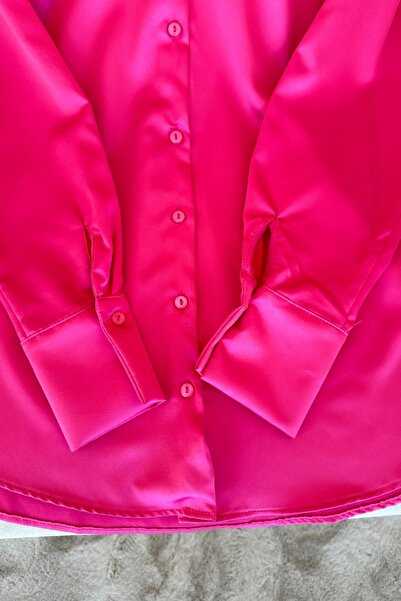Kombinazon Arima Collar Stoned Pink Satin Tunic