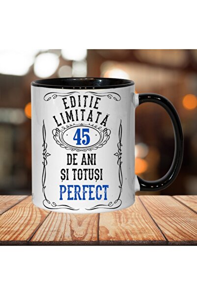 T&M Personalizare Cană personalizată - Ediție limitată, 45 de ani și perfectă, interior negru, 330 ml