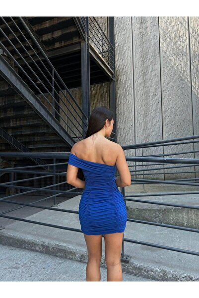 Modafeminen Sandy Esnek Kumaş Açık Omuzlu Büzgü Detay Abiye Elbise 583237 SAKS