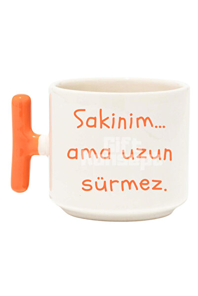 giftkonsept هدوء ولكن لا يدوم طويلاً، كوب قهوة لاتيه مطبوع عليه كوميك برتقالي...