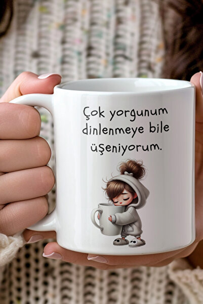 giftkonsept أنا متعب جداً حتى لا أستطيع الاسترخاء، كوب هدية مضحك مطبوع عليه ع...