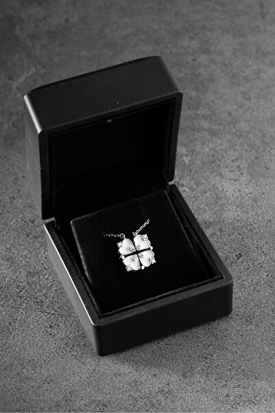 Silvano Jewelry 925 Ayar Gümüş Işıklı Kutuda Mıknatıslı Yonca Kolye
