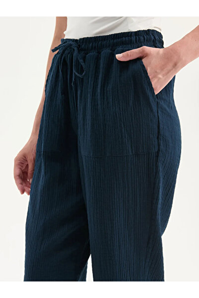 LC Waikiki Elastic Waist Textured Women's Trousers