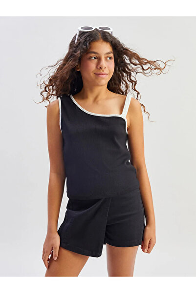 LC Waikiki Black Asymmetric Collar Girl's Crop Undershirt