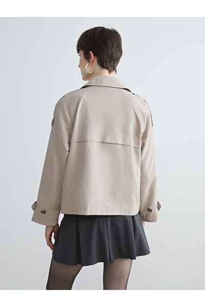 LC Waikiki Kruvaze Yaka Oversize Kadın Trençkot