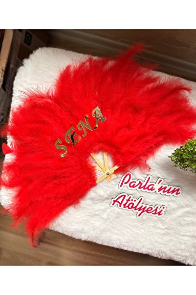 SOFT يمكن كتابة اسم العروس على مروحة حمراء بلون ذهبي