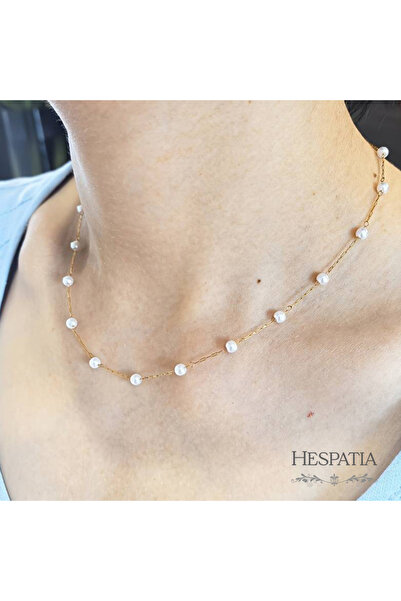 hespatia قلادة نسائية أنيقة بسلسلة فولاذية ذهبية اللون مع تفاصيل من اللؤلؤ - ...