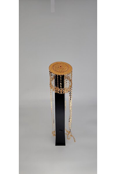 Generic Sheikha's head, 21-karat gold alternative