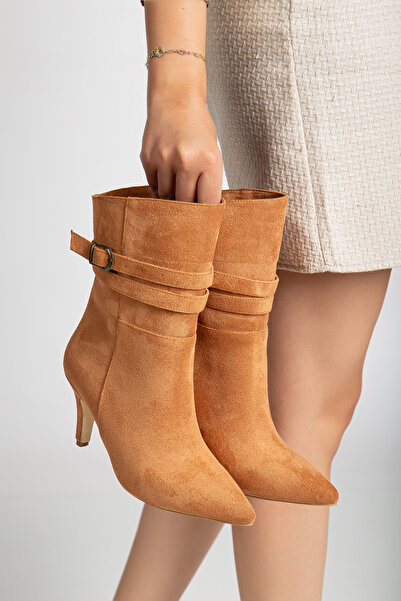 SİMOŞ SHOES Kadın kısa bot Ferman detaylı Süs biye tokalı Topuk boyu 8 cm