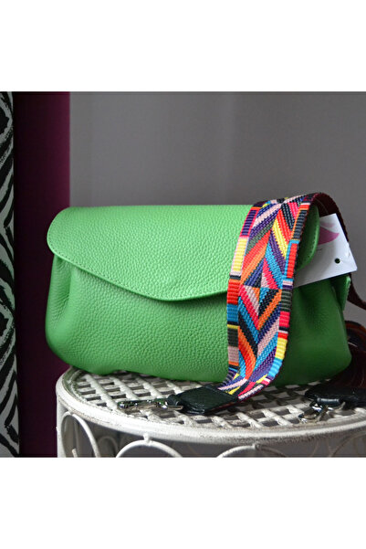 Zea Poseta Zea, ideala pentru tinutele lejere de vara