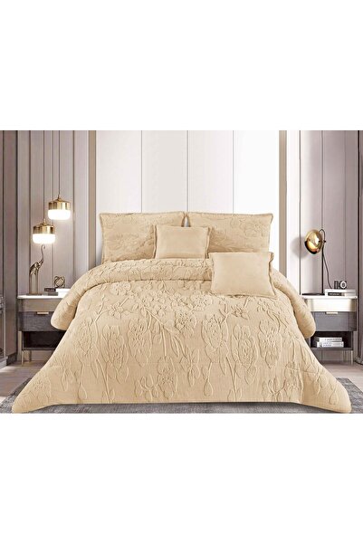 SNOOZYL A double winter bedspread made of soft velvet and luxurious fur to provide warmth and add beauty and elegance to your room.