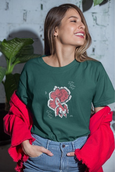 ArtYus تي شيرت نسائي/بناتي بطباعة سمكة يابانية وياقة مستديرة وأكمام قصيرة