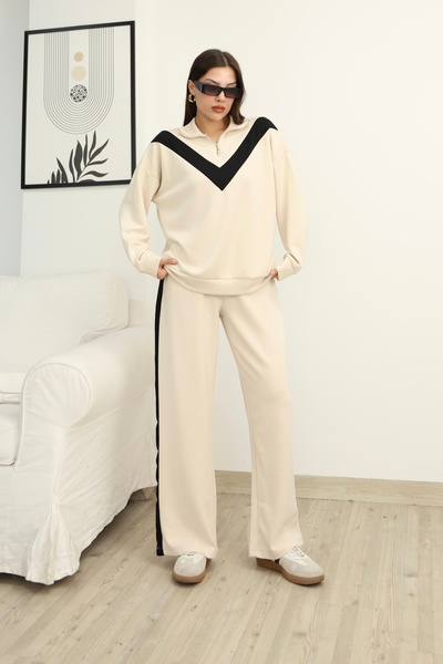 02Lady Fashion Half-Zipper Garnished Stripe Detailed Modal Fabric Tracksuit Set