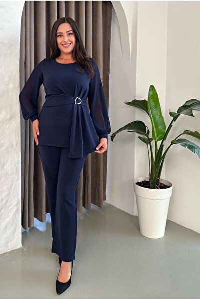 Butik Nilyam Women's Plus Size Chiffon Sleeve Crew Neck Brooch Blouse Pants Set 24917