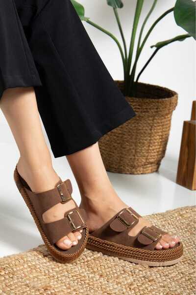 lucky shoes Rahat Tabanlı Çift Tokalı Terlik