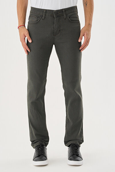 BLACK LEE Men's Khaki Regular Fit Comfortable Cut Flexible Lycra Knitted Jeans