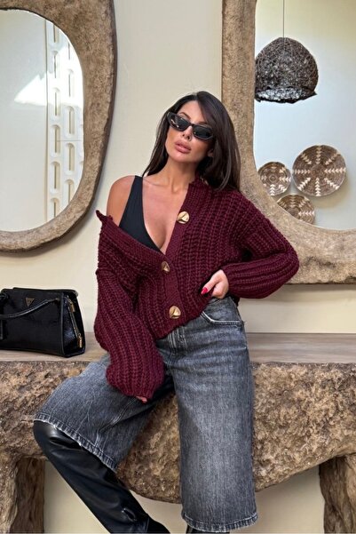 Noi Belis Oversize Crop Boy Big Button Detailed Knitwear Cardigan Aw25Hi0019