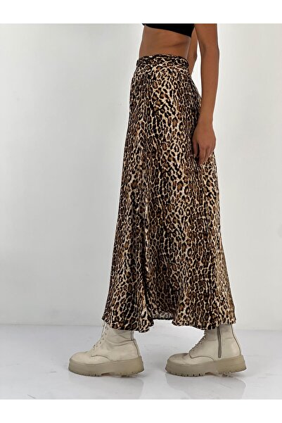 Miss Poem Women's Leopard Print Beige Skirt