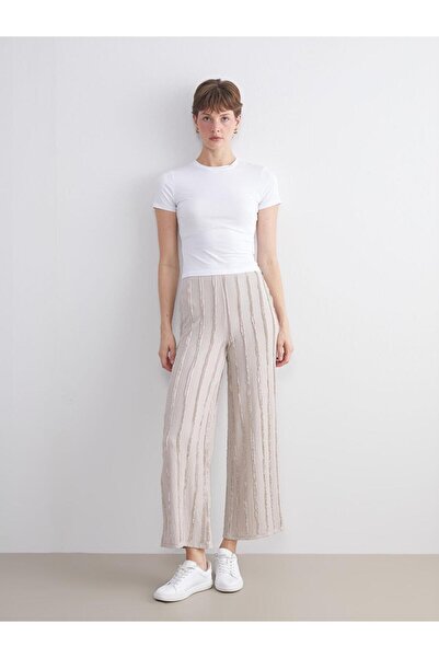 LC Waikiki Elastic Waist Textured Women's Trousers (W5)