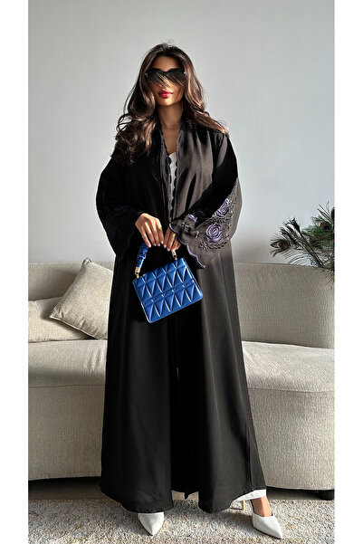 outline Cool black abaya with rose embroidery