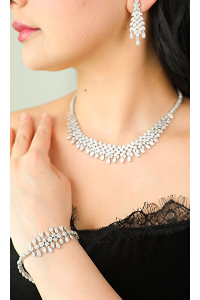 Najmat ALmuraqab طقم إكسسوار نسائي راقٍ بتصميم أوراق متلألئة – عقد وأقراط وسو...