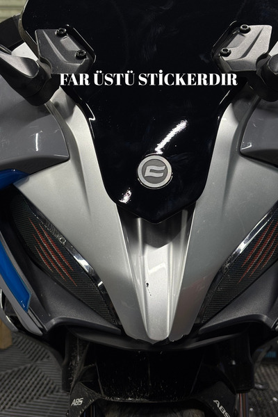 Banxtre CFMOTO SR250 için Delikli Far Üstü Sticker Seti Aydınlatma Engellemez(Sağ ve Sol)