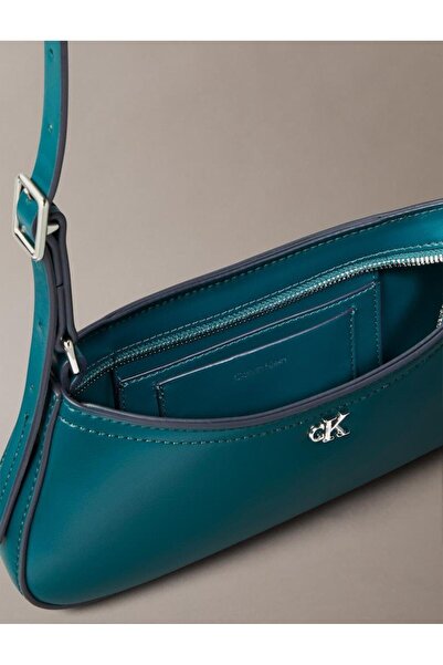 Calvin Klein CK SMALL SHOULDER BAG
