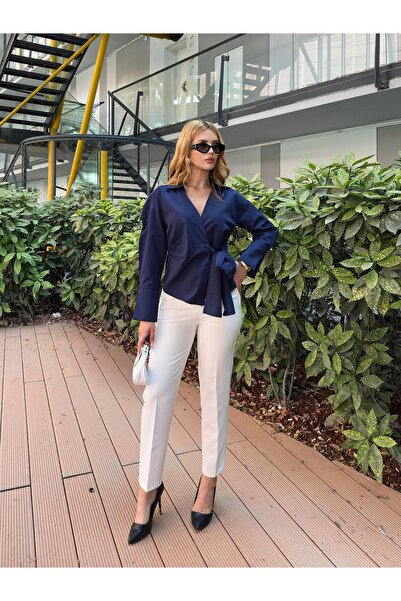 Angel Mia Μπλούζα διπλό πέτο με λεπτομέρεια με κορδόνια σε μπλε ναυτικό