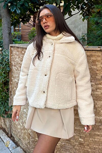 Seeh Bej Düğmeli Yünlü Kadın Mont SH303