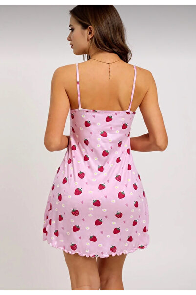 Cicişim Νυχτικό με ροζ λουράκια με σχέδιο φράουλας και κομψό σχέδιο