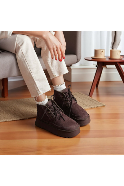 Jarrox Molly Kürklü Bağcıklı Hafif Düz Poli Tabanlı Rahat Günlük Kadın Bot