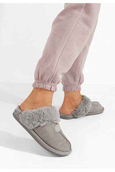 B T Shoes Šedé domácí pantofle Zonya