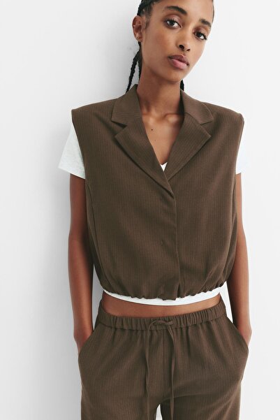 Pull & Bear Balloon hem waistcoat