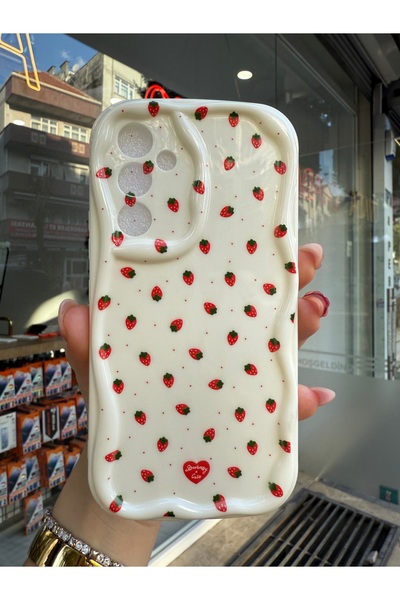 OVADA SAMSUNG GALAXY A55 Uyumlu Kamera Korumalı Dalga Kenarlı Çilek Baskılı Silikon Kılıf