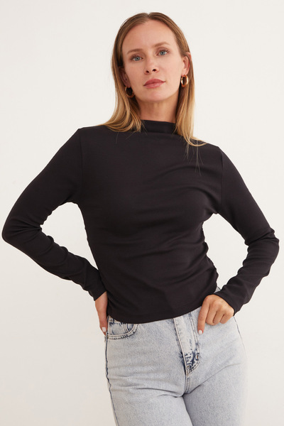 Fulla Moda Βασική μπλούζα με ψηλό γιακά με ντραπέ στο πλάι