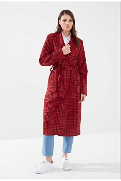 KIZILELMADA Women's Oversized Trench Coat – Red Plaid Pattern, Stylish and Modern