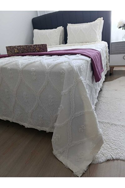 Home Nivva Elegance Yatak Örtüsü Çift Kişilik 250x260 cm – Şık ve Zarif Tasarım